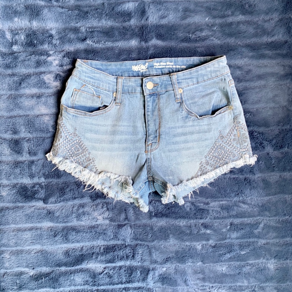 Juniors jean shorts